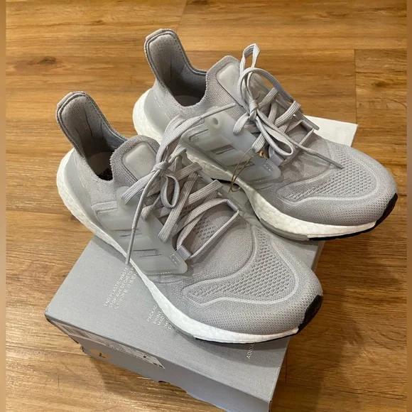 adidas gazelle silver green womens aSMC Ultraboost 5
